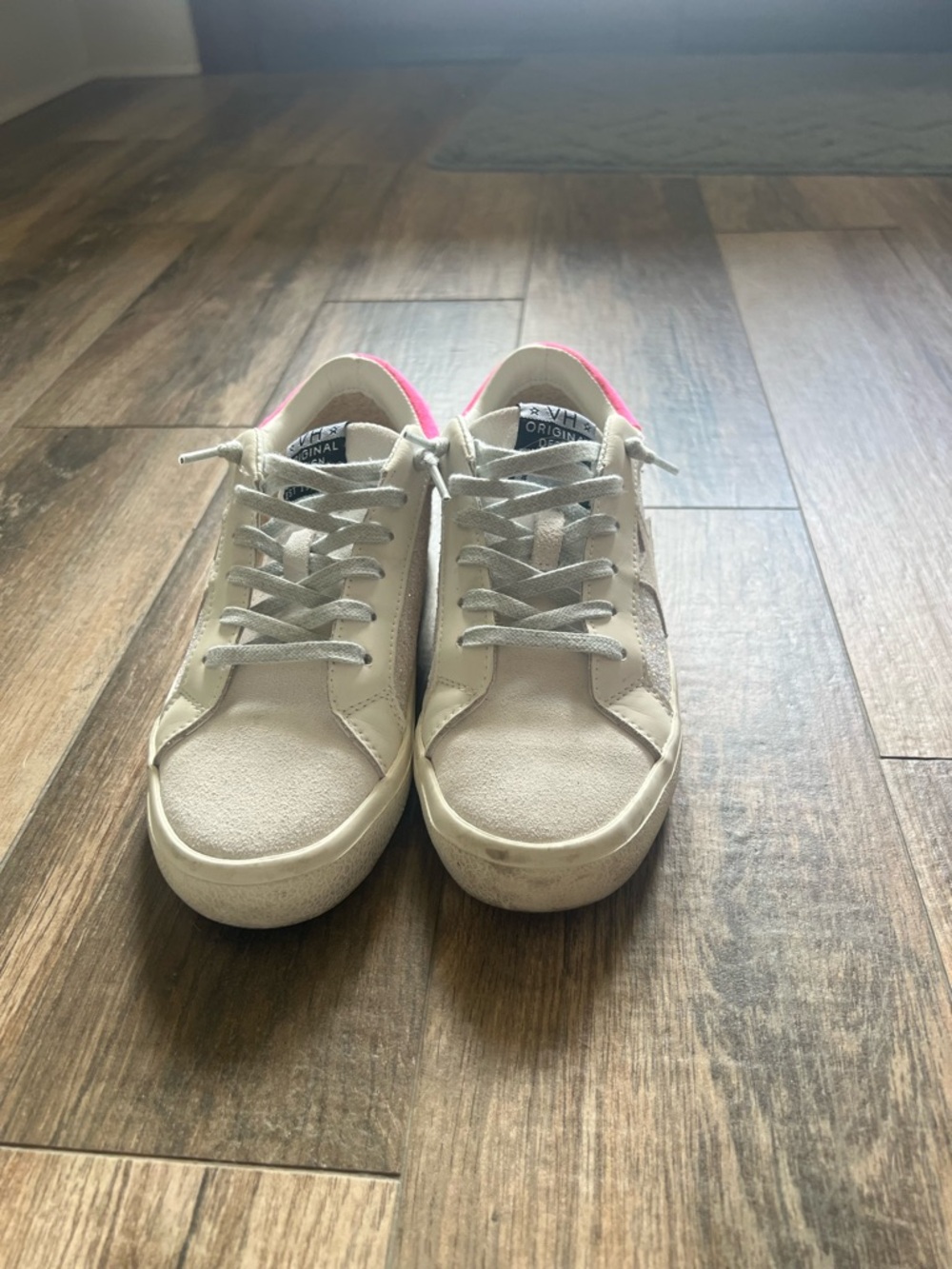 Vintage Havana glitter Cream Low-Top Sneakers with Pink Suede Heel